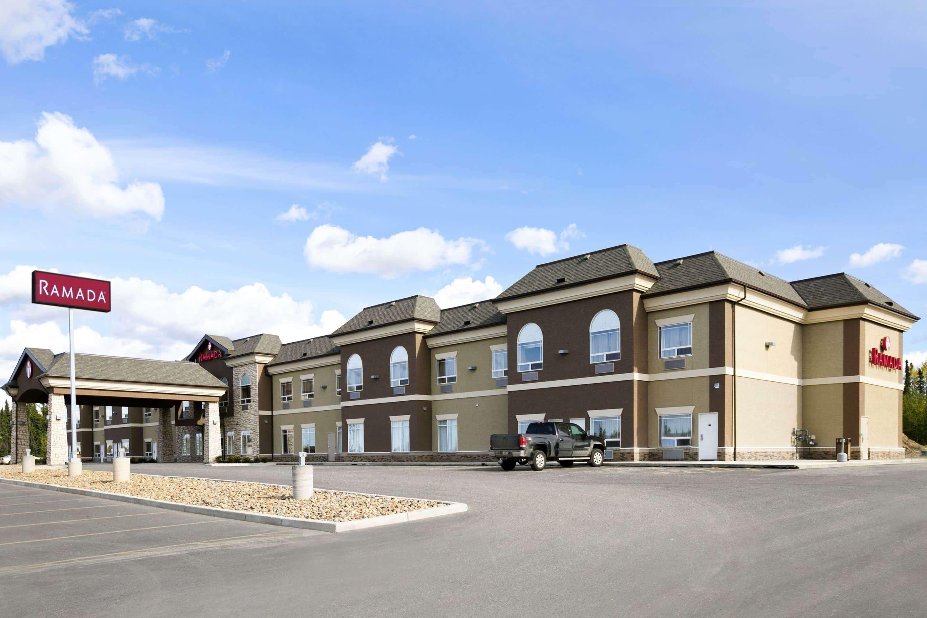 Ramada By Wyndham Conklin Hotel Ngoại thất bức ảnh